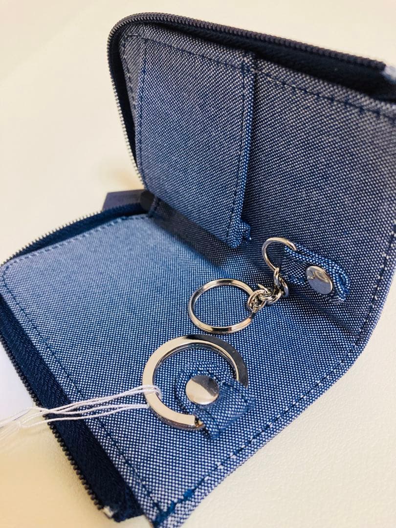 新品 ファミリア キーケース 青デニム