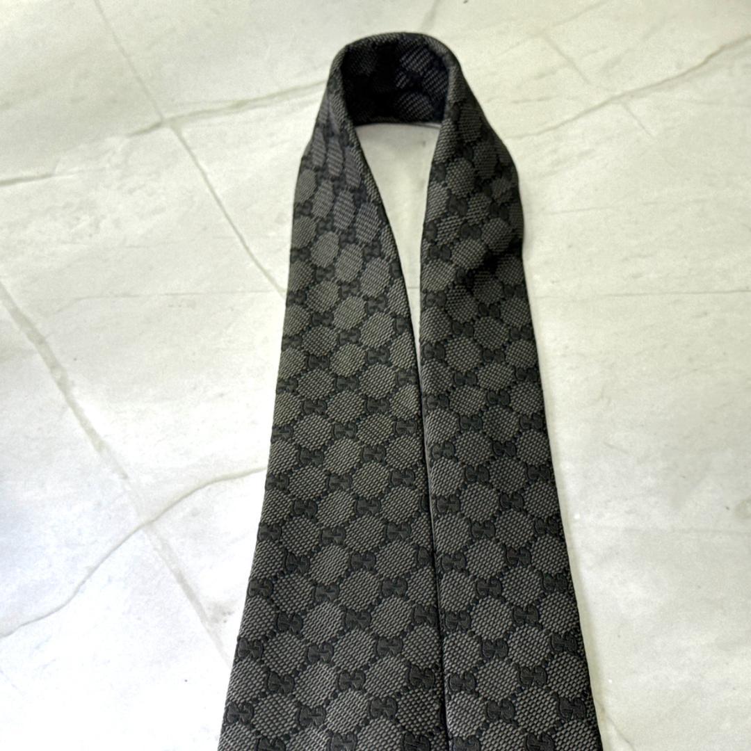 ☆即発 GUCCI GG柄 ボルドー×ピンクライン 高級 シルク ネクタイ 美品