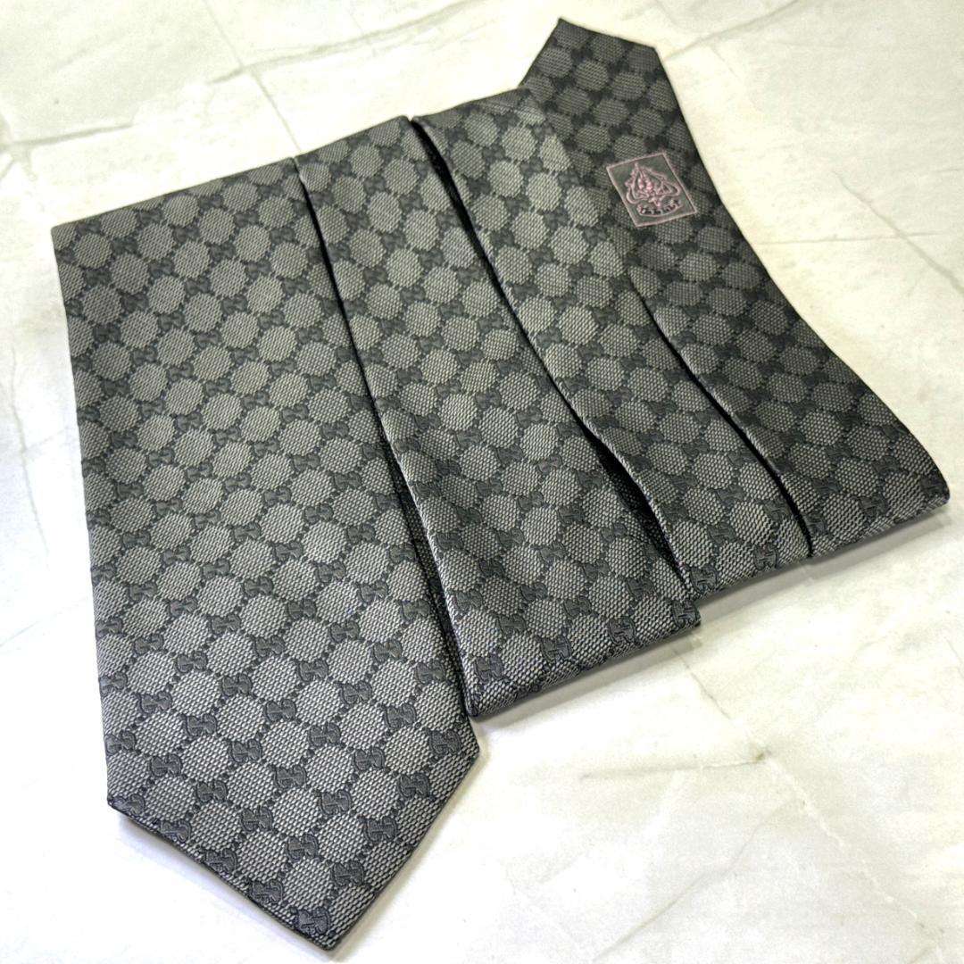 ☆即発 GUCCI GG柄 ボルドー×ピンクライン 高級 シルク ネクタイ 美品