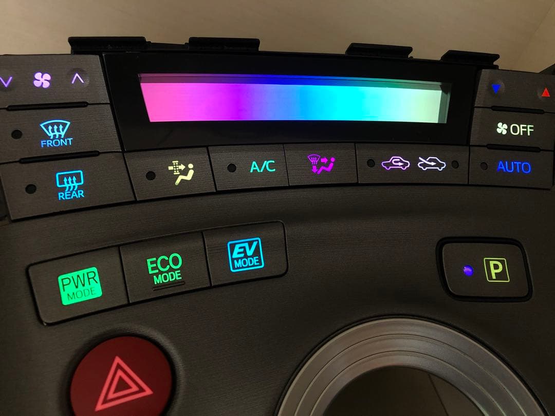 パ*男様 自動色変化仕様　30プリウス　後期　エアコンパネル　シフトパネル　LE