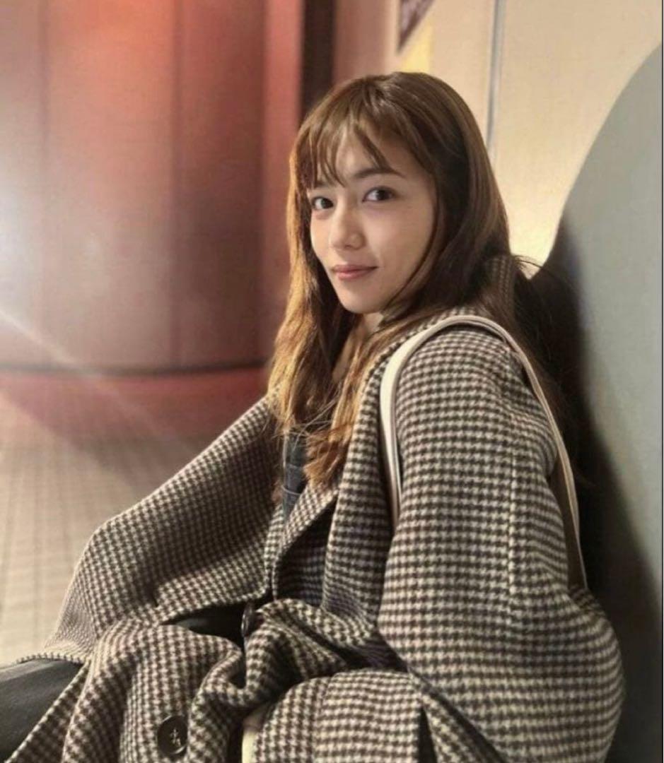 Mila Owen 川口春奈着用 接結ハーフ丈Aラインコート