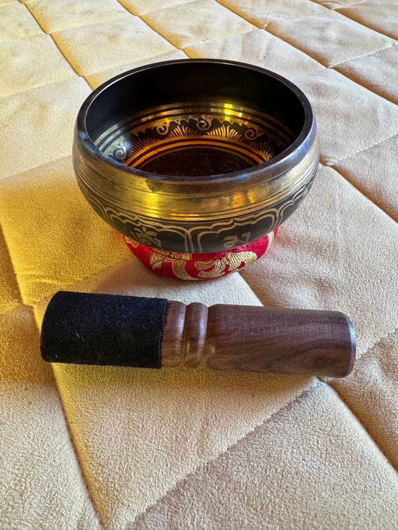 2/6まで値下げ！クリスタルボウル、シンギングボウルセット バッグ付き