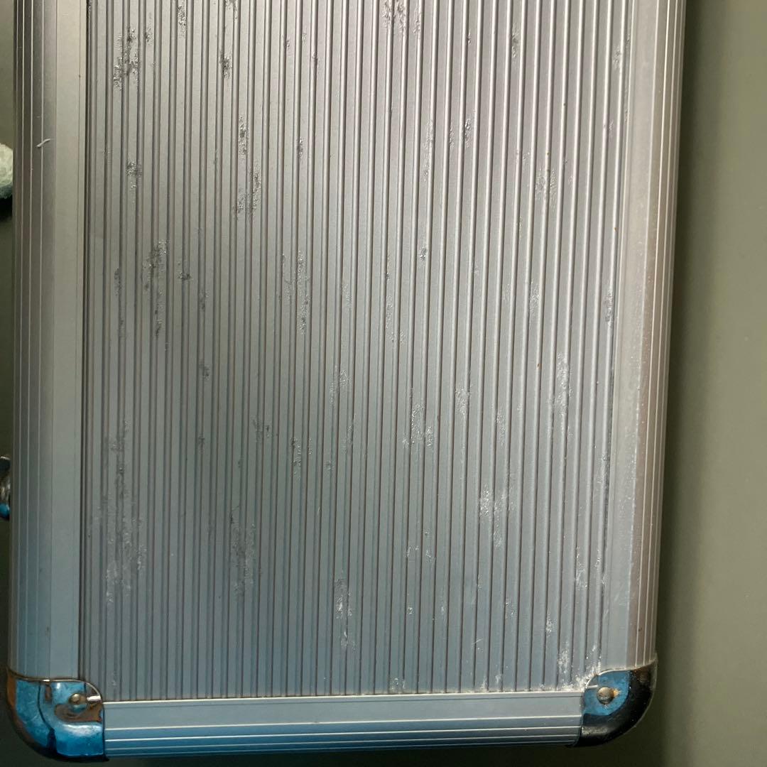 沖縄三味線　アルミハードケース付き　三線