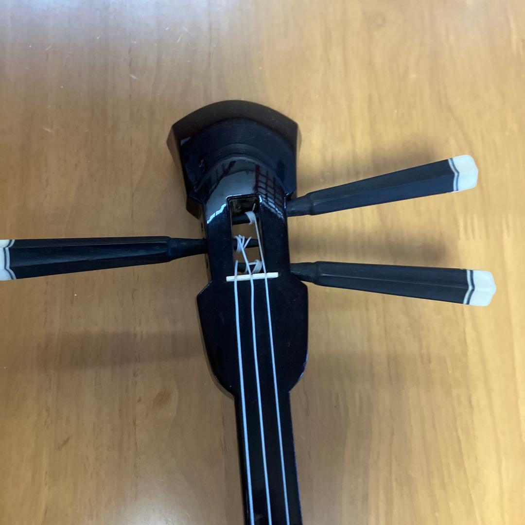 沖縄三味線　アルミハードケース付き　三線