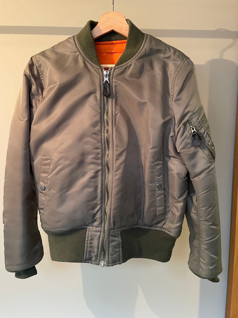 ［ルカ］　WINDANDSEA MA-1ジャケット カーキ