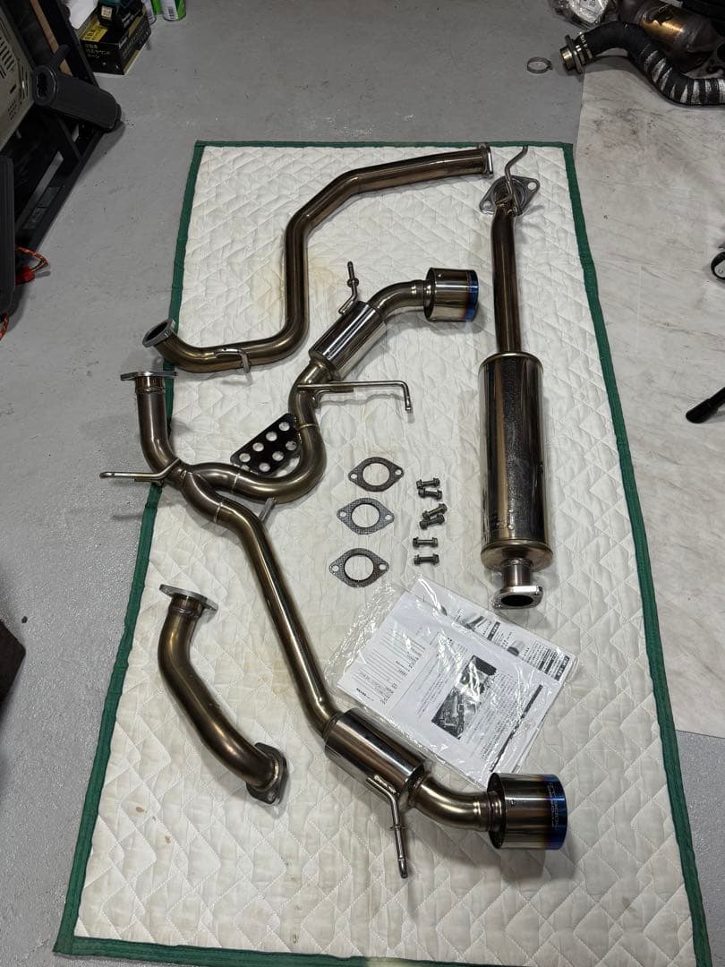 ロッソモデロ】マフラー　スイフトスポーツzc33s中間パイプ＆リアピースセット