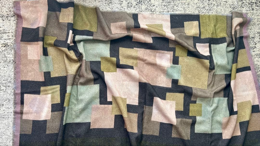 ピエールルイマシア　cashmere50%大判イタリア製