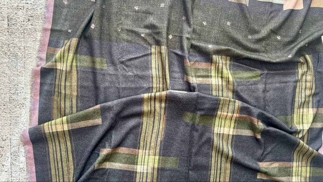 ピエールルイマシア　cashmere50%大判イタリア製