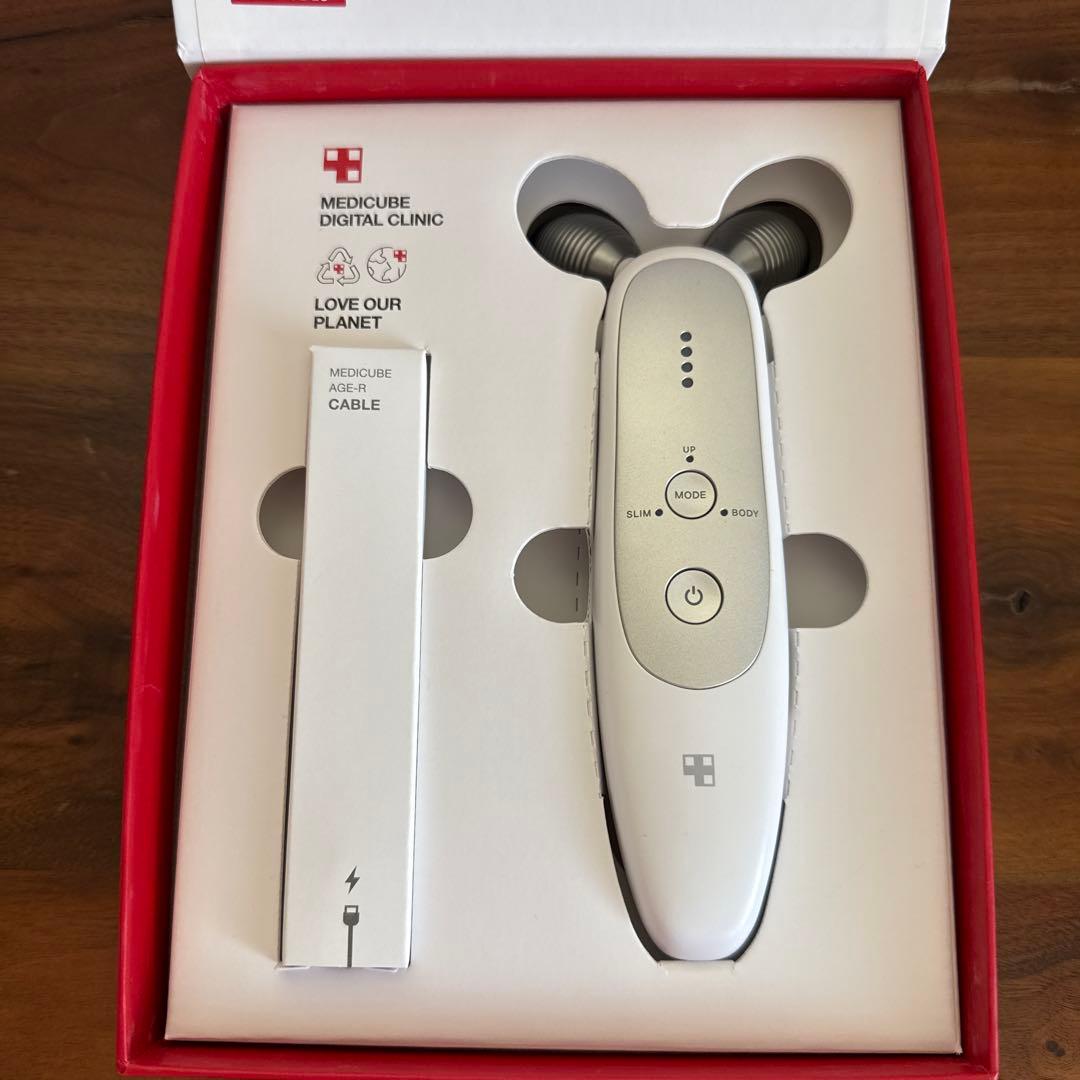 【陸奥守吉行】美品メディキューブ　ダーマEMS ショット