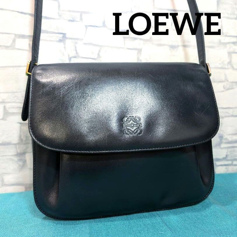 ✨売り切りセール❣♥美品♥ロエベ ショルダー アナグラム レザー LOEWE