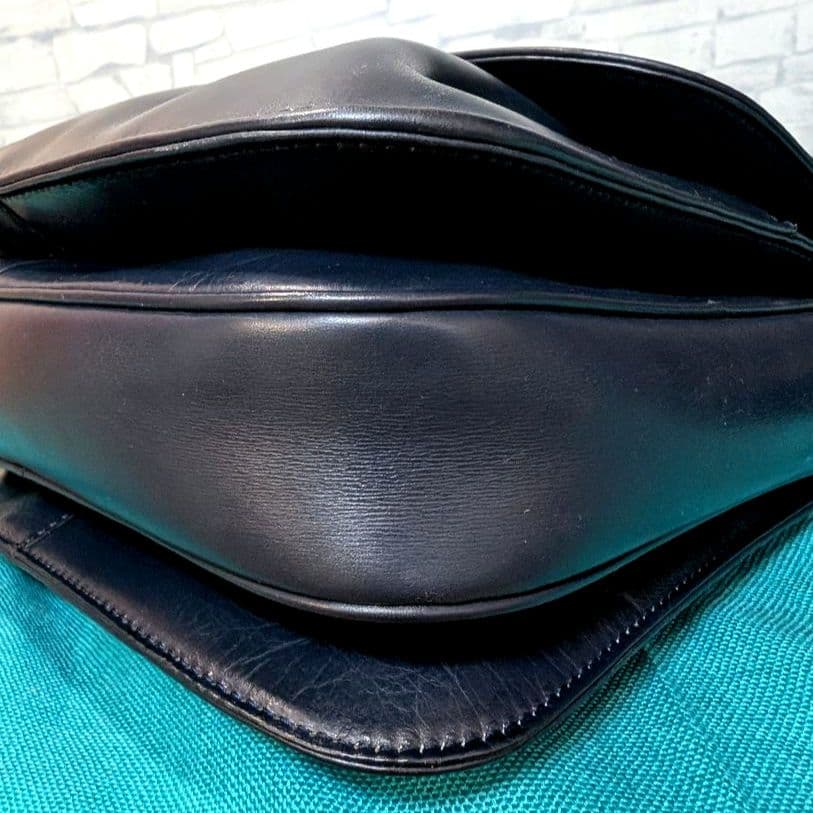 ✨売り切りセール❣♥美品♥ロエベ ショルダー アナグラム レザー LOEWE