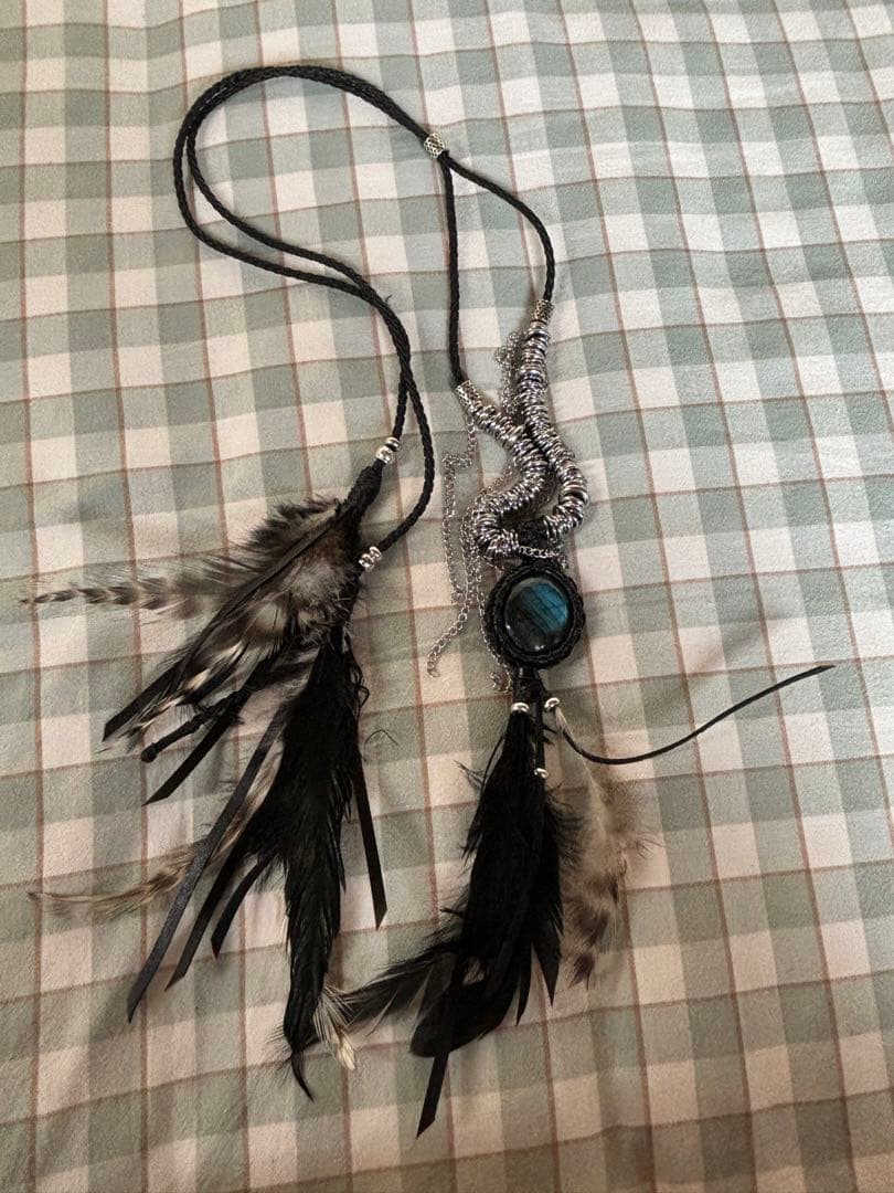 14thaddition系 天然石 羽根付きストーンペンダントネックレス