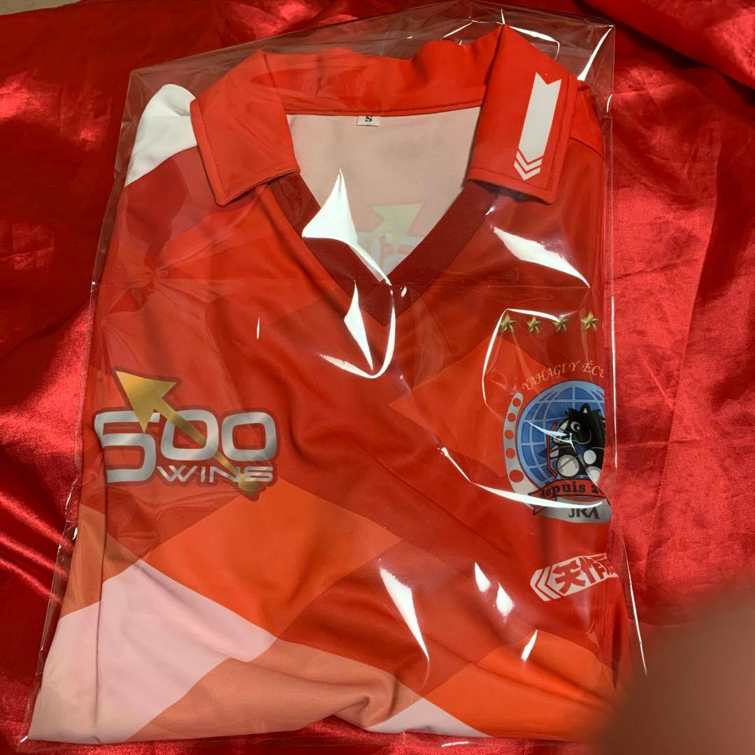 美品　矢作厩舎　500勝記念　ポロシャツ