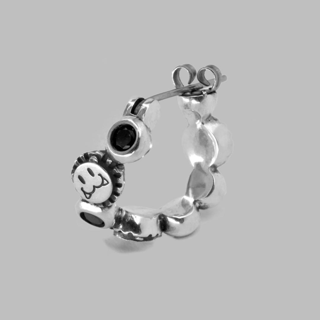 ライオンハート LEO シャープフープピアス　ブラックジルコニア　片耳用