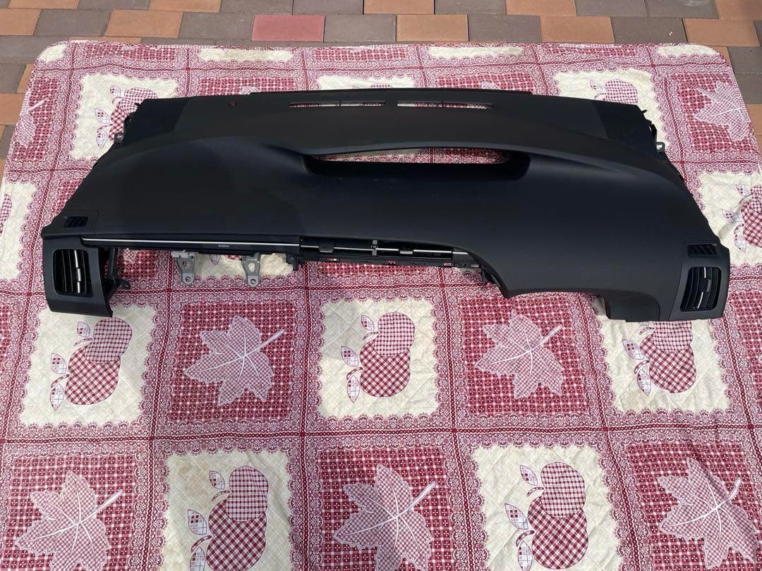 プリウス純正黒内装トリム