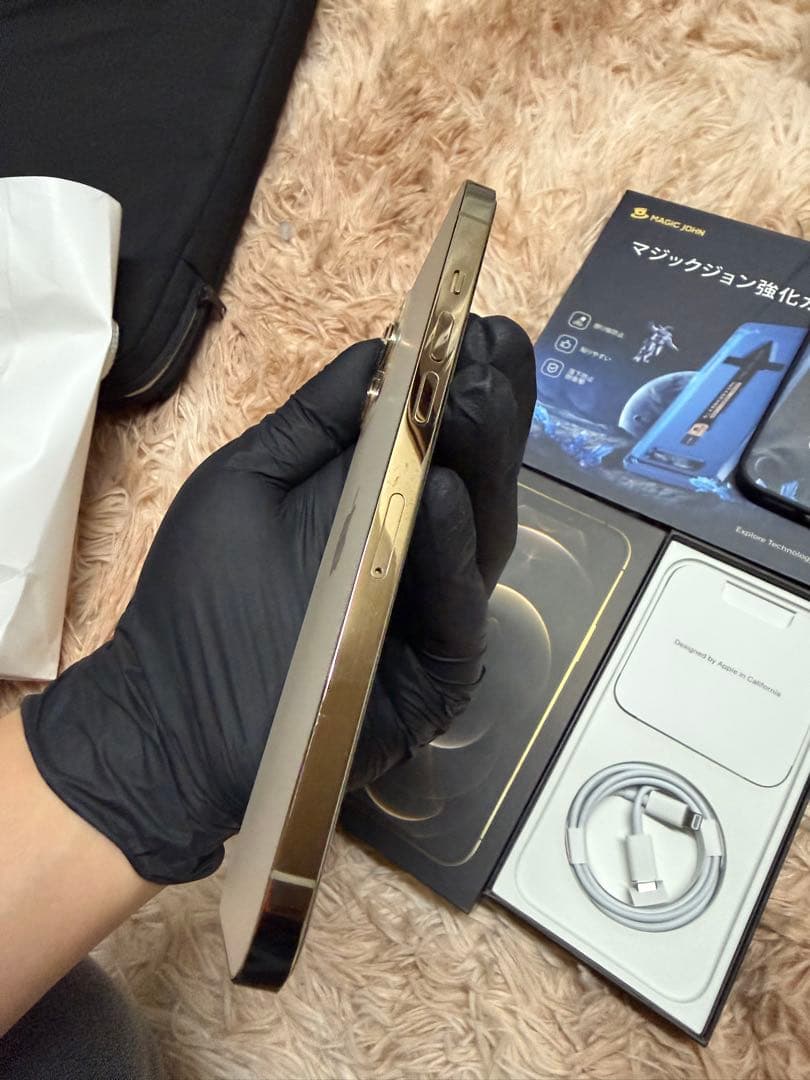 iPhone12 Pro MAXゴールド　美品