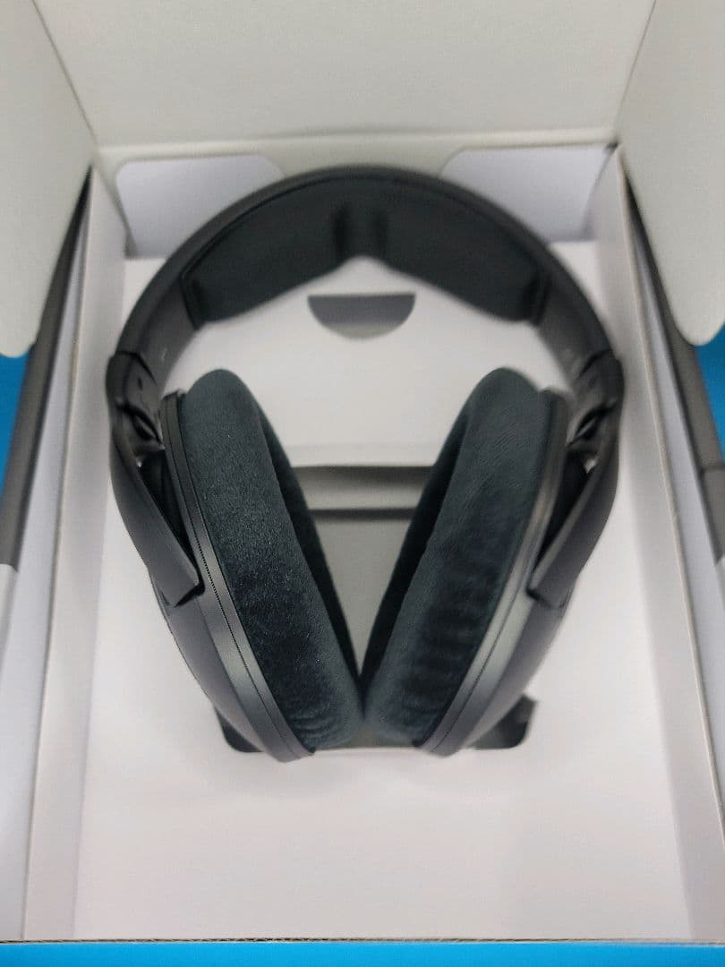 【美品】SENNHEISER ゼンハイザー HD 560S （新）