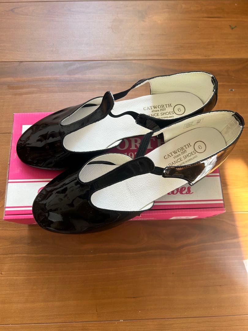 美品☆カットワース T字 ストラップシューズ レザー ゴム ブラック　サイズ6