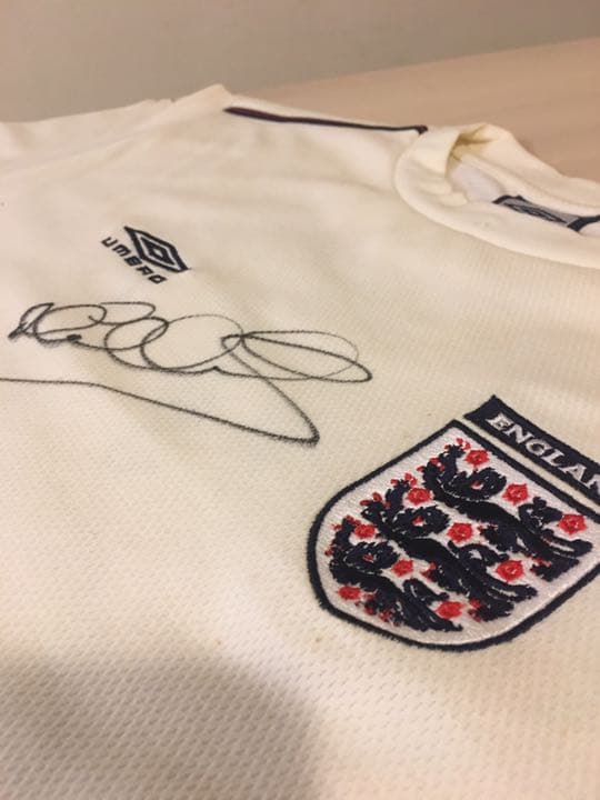 世界1枚！2002年日韓W杯イングランド選手サイン入り レプリカユニフォーム