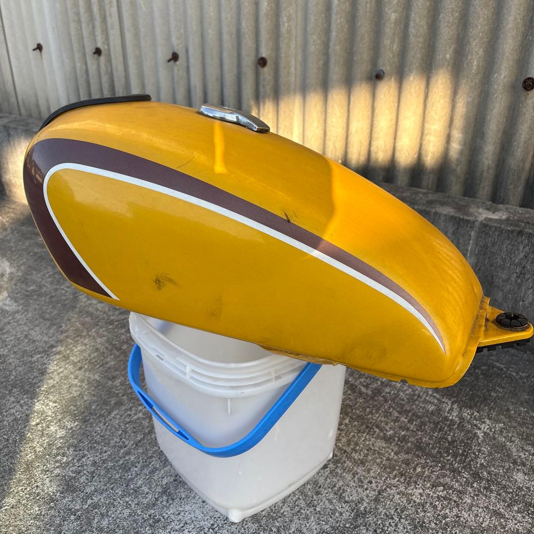 ヤマハ　sr400 タンク