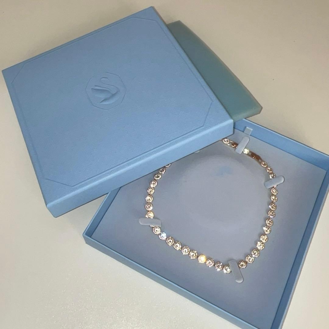 swarovski Una Angelic ネックレス　ラウンドカット ゴールド