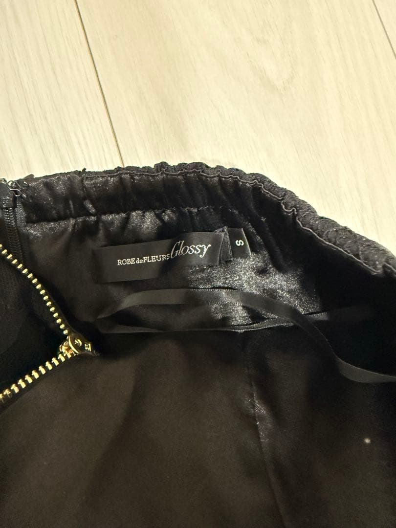 ROSE & FLARE glossy ブラックドレス S ロング