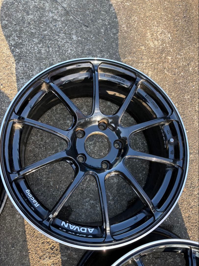 アドバンPCD120 8j+50 9j+50 18インチ