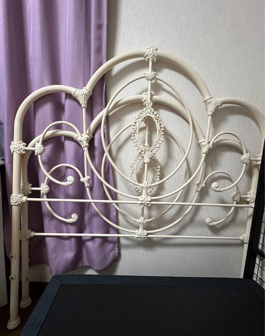 【入手困難品】Laura Ashley サマセットセミダブルベッドフレーム