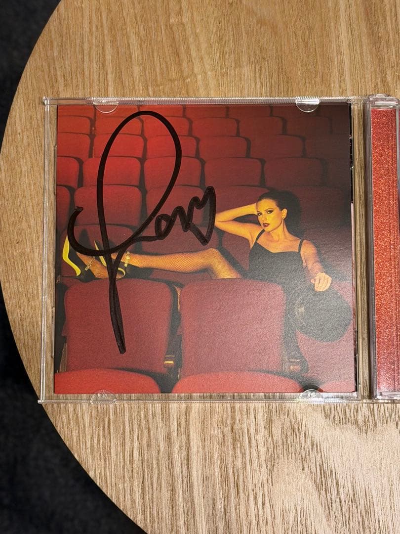 洋楽 THE LIFE OF A SHOWGIRL CD SIGNED PHOTO 4