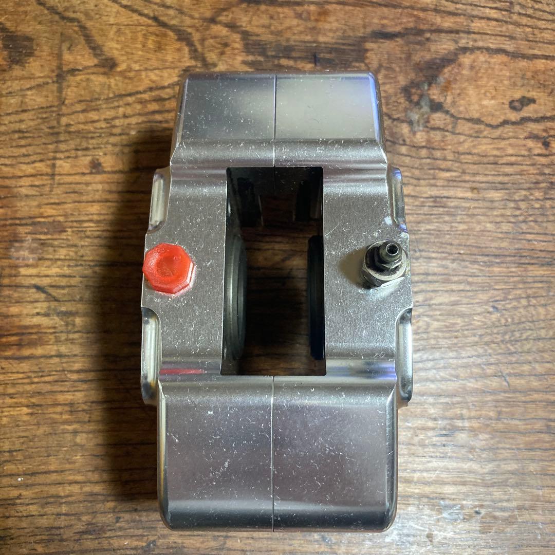 GMA アルミブレーキキャリパー シルバー　中古　美しいデザイン　ハーレー