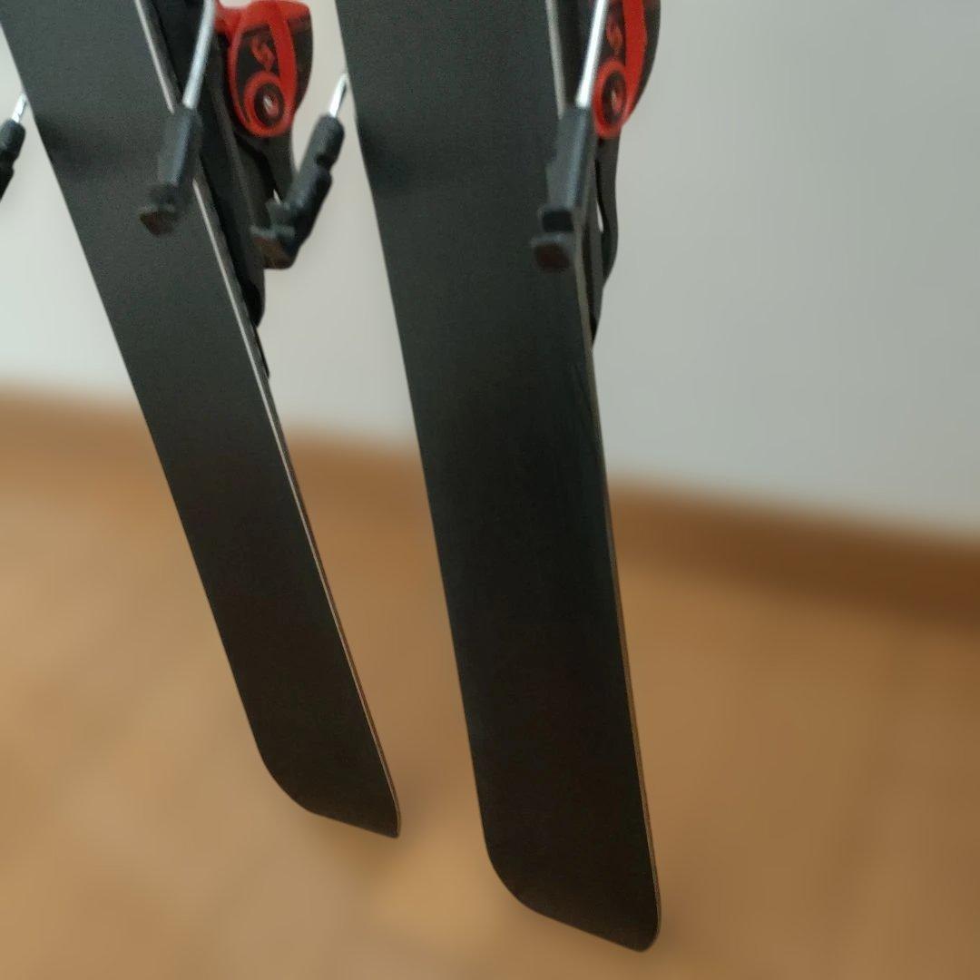 ATOMIC スキー板 赤 ブラック　130センチ redstar