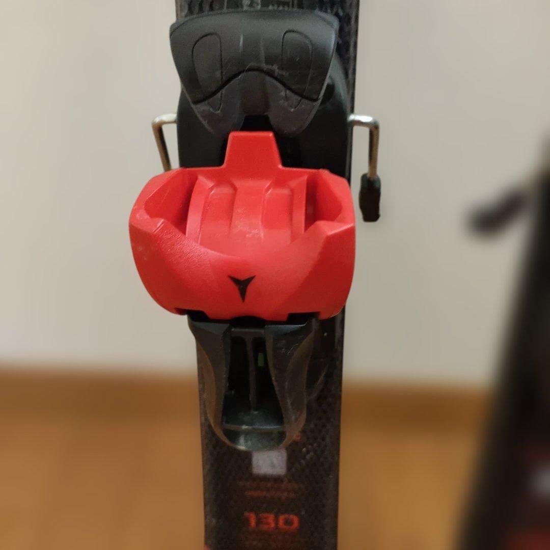 ATOMIC スキー板 赤 ブラック　130センチ redstar