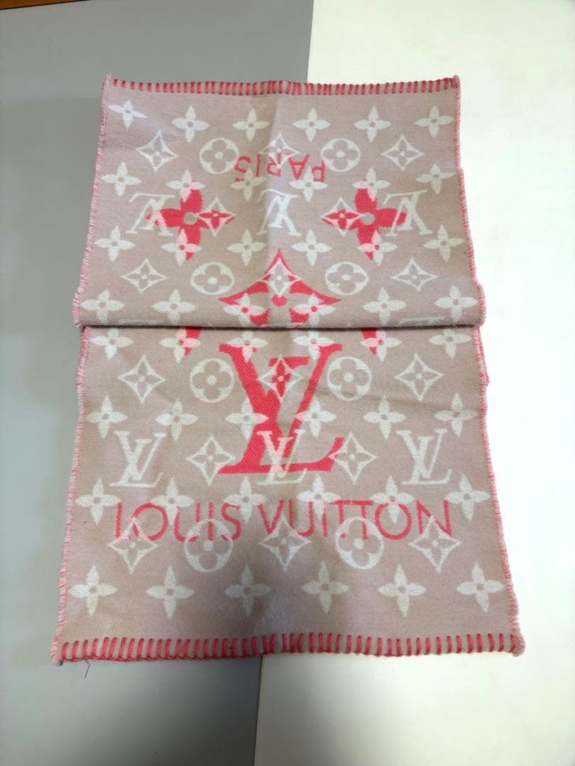 【LOUIS VUITTON】エシャルプ　マフラー
