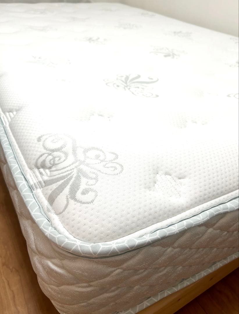 ＭＩ　NIHON BED Silky シフォン セミダブル