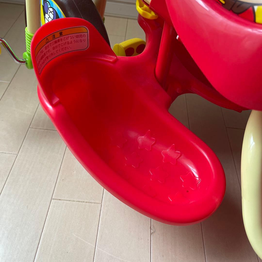 【美品】送料込み アンパンマン デラックスII レッド三輪車