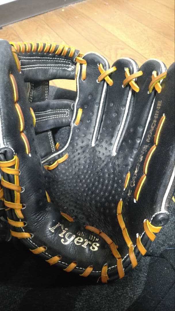 SSK 阪神タイガースコラボグローブ 日本製　軟式　岡田彰布モデル