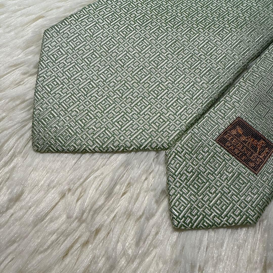 【未使用品】HERMES ネクタイ　シルク　エルメス　箱付き　H柄