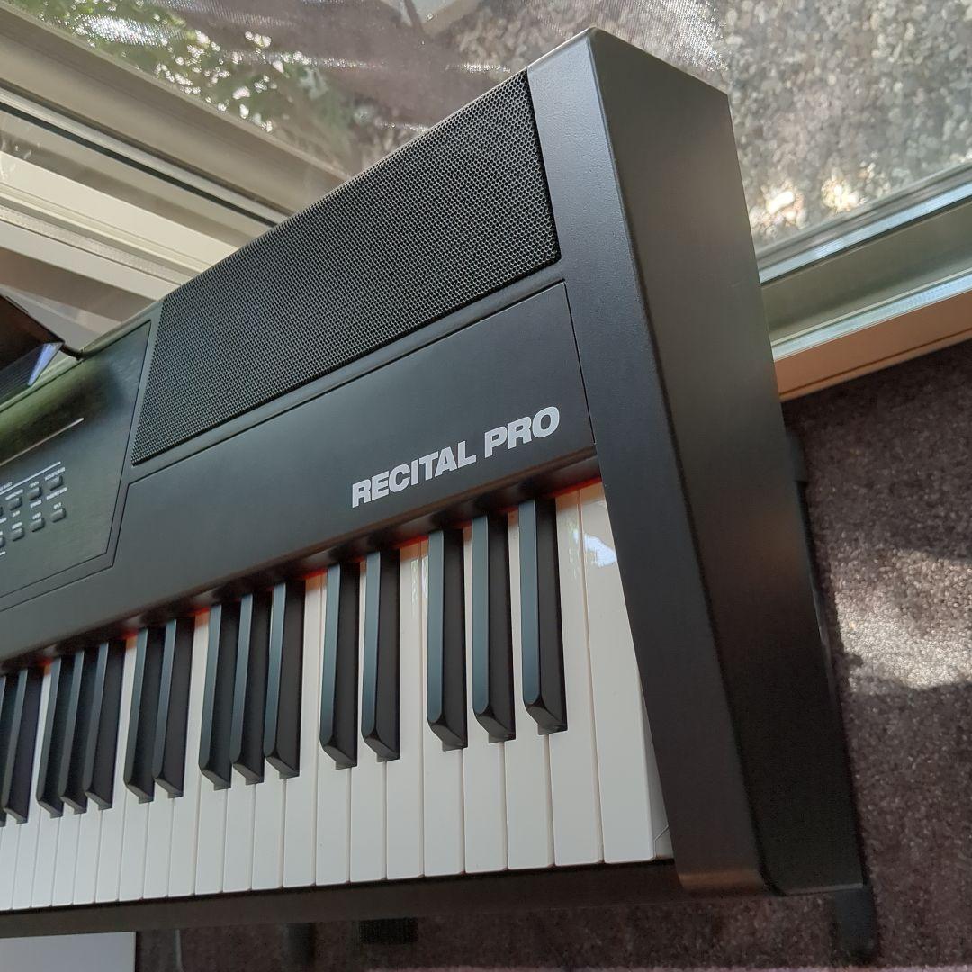 Alesis Recital Pro 88鍵盤デジタルピアノ　電子ピアノ