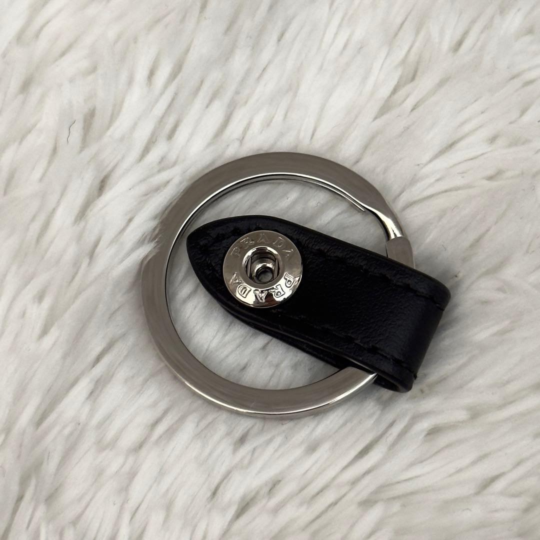 極美品⭐️新型 RFID内蔵 PRADA プラダ ヴィッテロ キーケース 現行
