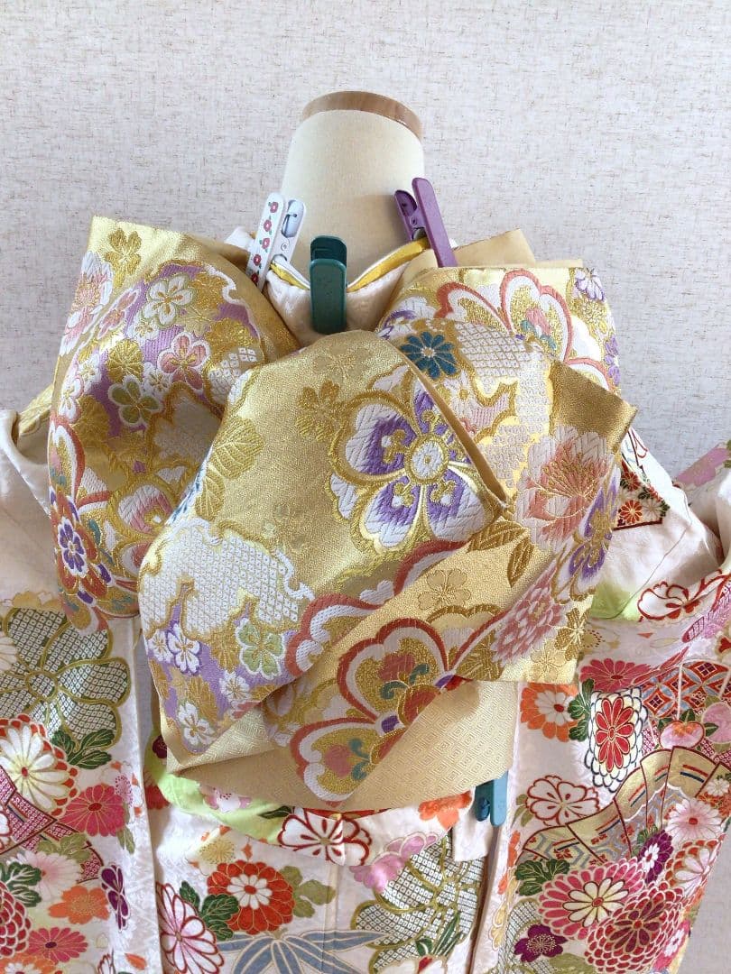 振袖、帯、重ね襟　古典　白