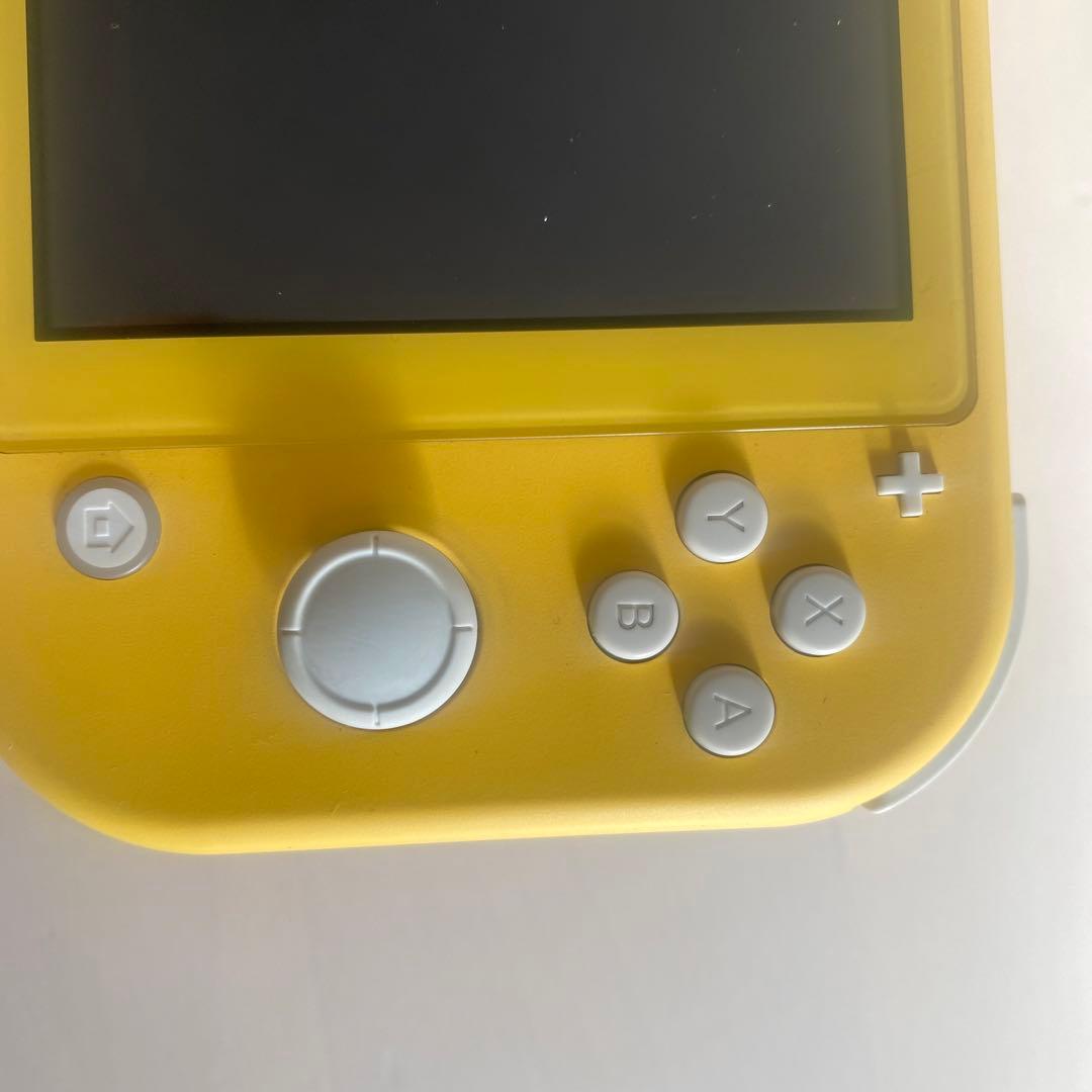 ニンテンドーSwitch r lite