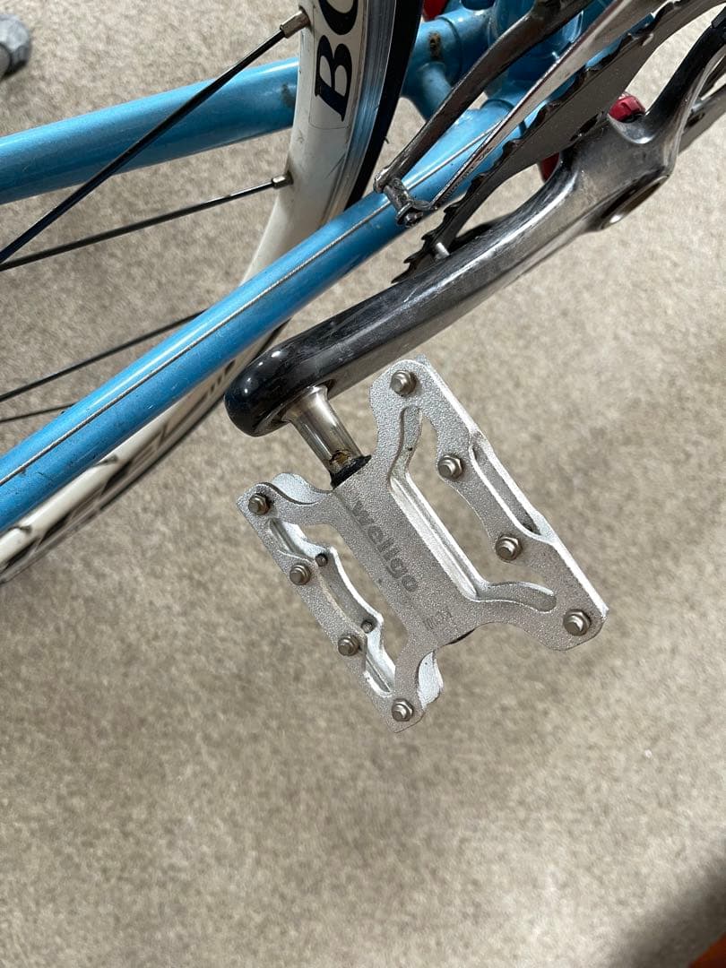 コルナゴの部品を使用した自転車