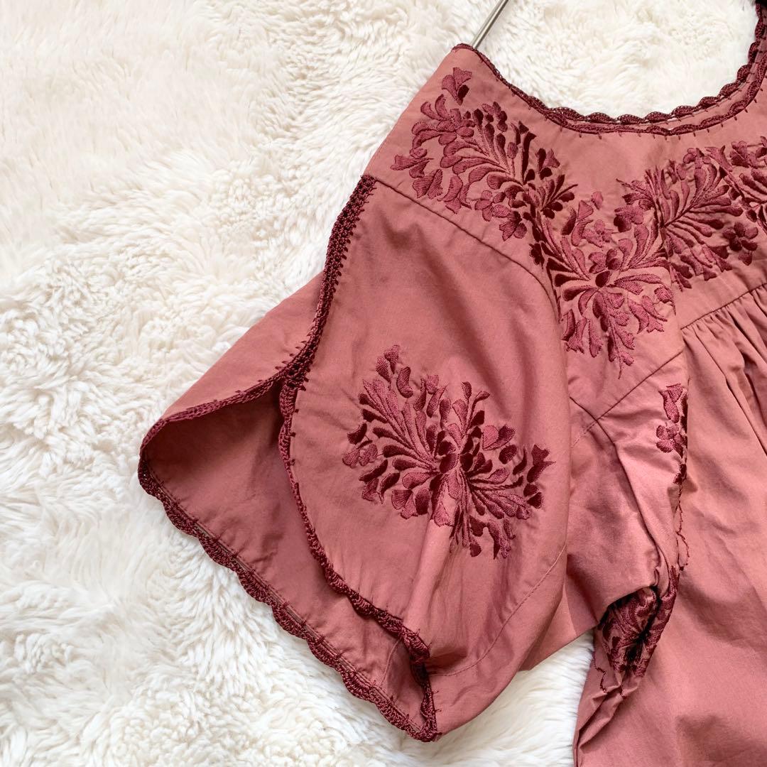 状態良し＊ ハグオーワー　刺繍　エンジ色　ロングワンピース フリーサイズ