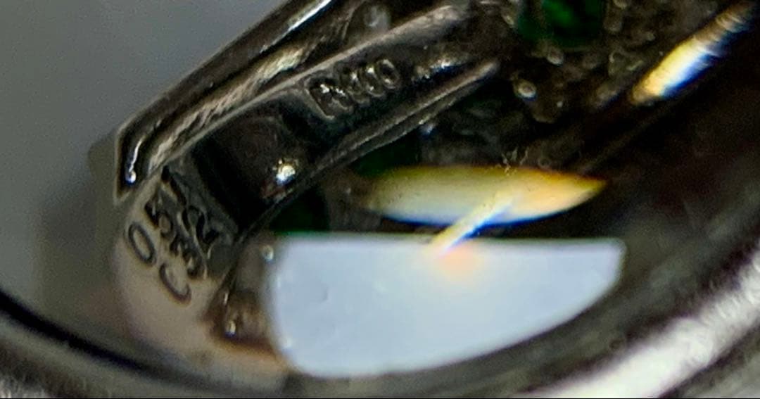 ラグジュアリー様PT900 エメラルド ダイヤモンド トップ