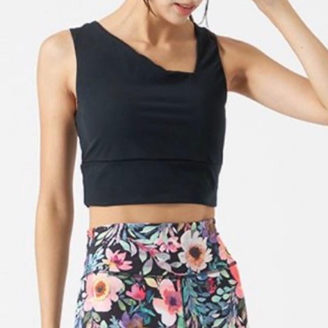 チャコット ハーフトップ S ヨガウェア カップ付き ブラトップ ダンス 黒