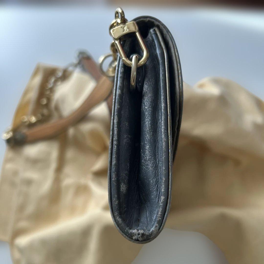 Louis Vuitton クラッチバッグ オリーブグリーン