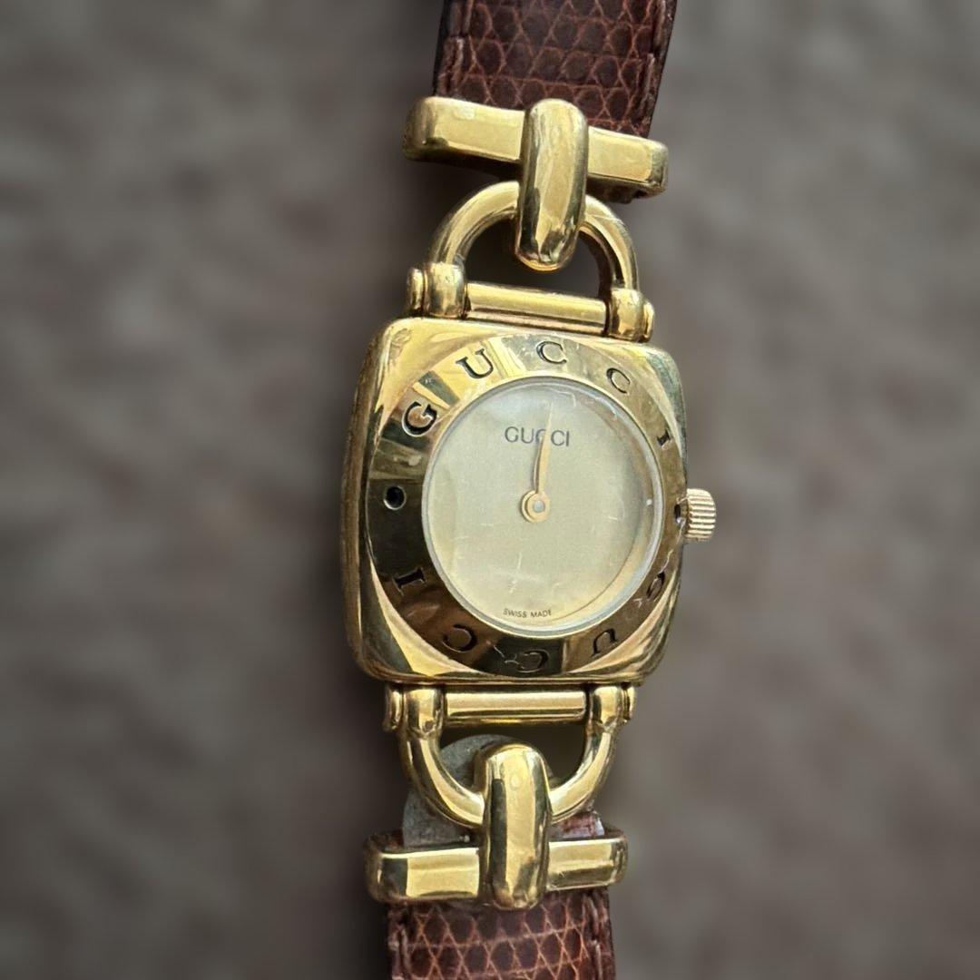 GUCCI グッチ ホースビット ゴールド 時計
