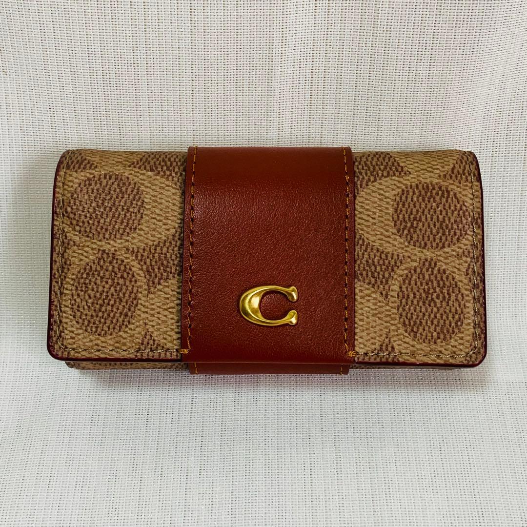 COACH ブラウン キーケース　箱付き