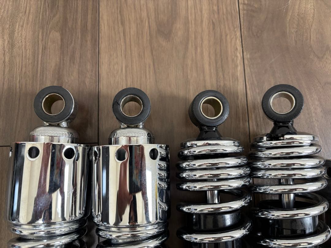 カワサキ　W400 サスペンション