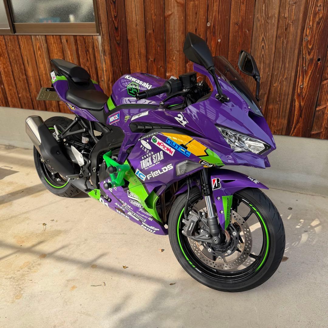 バイクウェア・装備 Kawasaki Ninja ZX-25r 2024